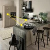 Eine moderne Küche mit Insel und stilvollen Details von Nolte Küchen.