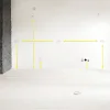 Ein leerer Raum mit Anschlüssen an der Wand, geeignet für Nolte Hauswirtschaftsräume.