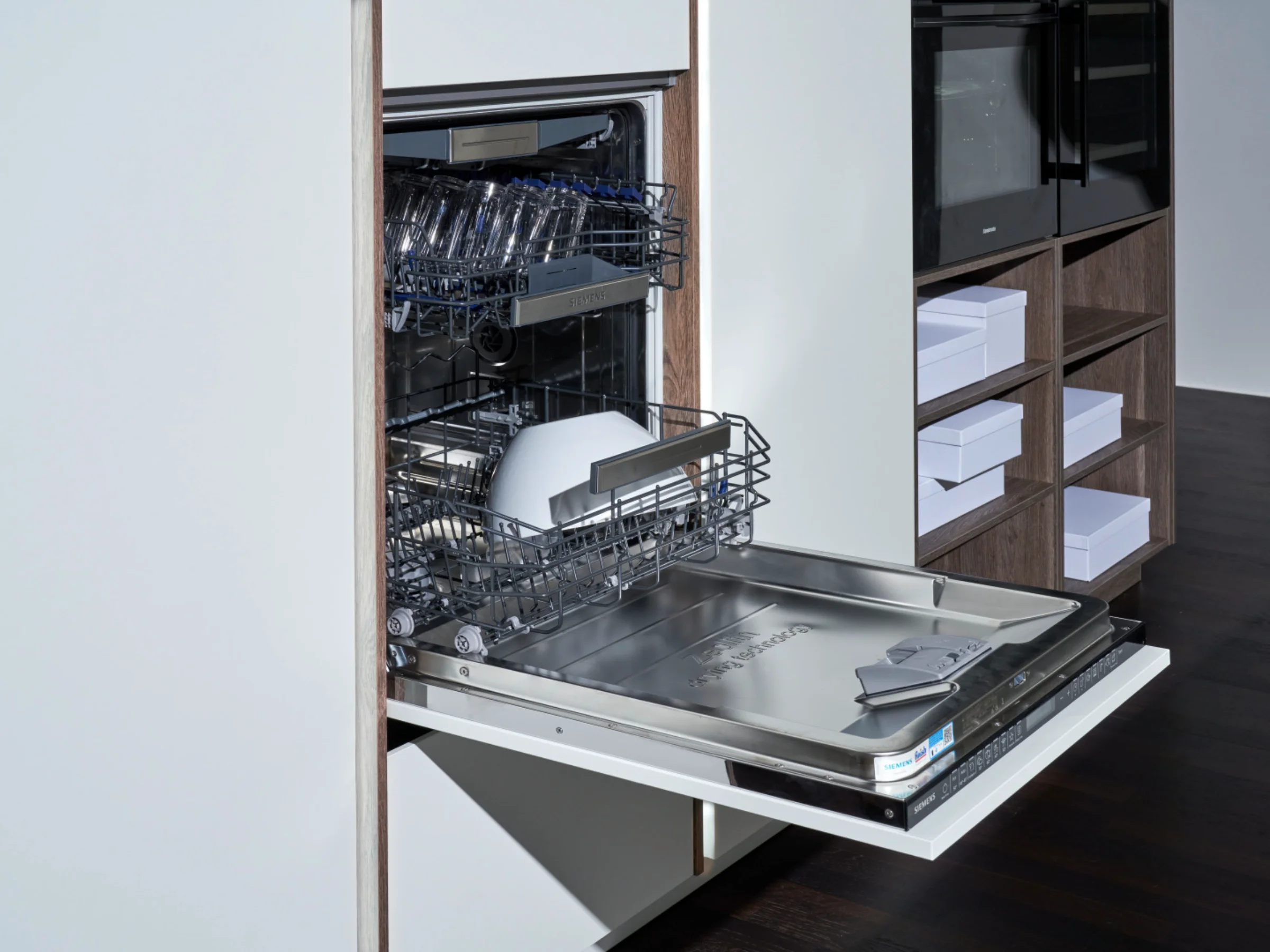 product image NK32020_VELLUTO___WeiSZ_matt.jpg