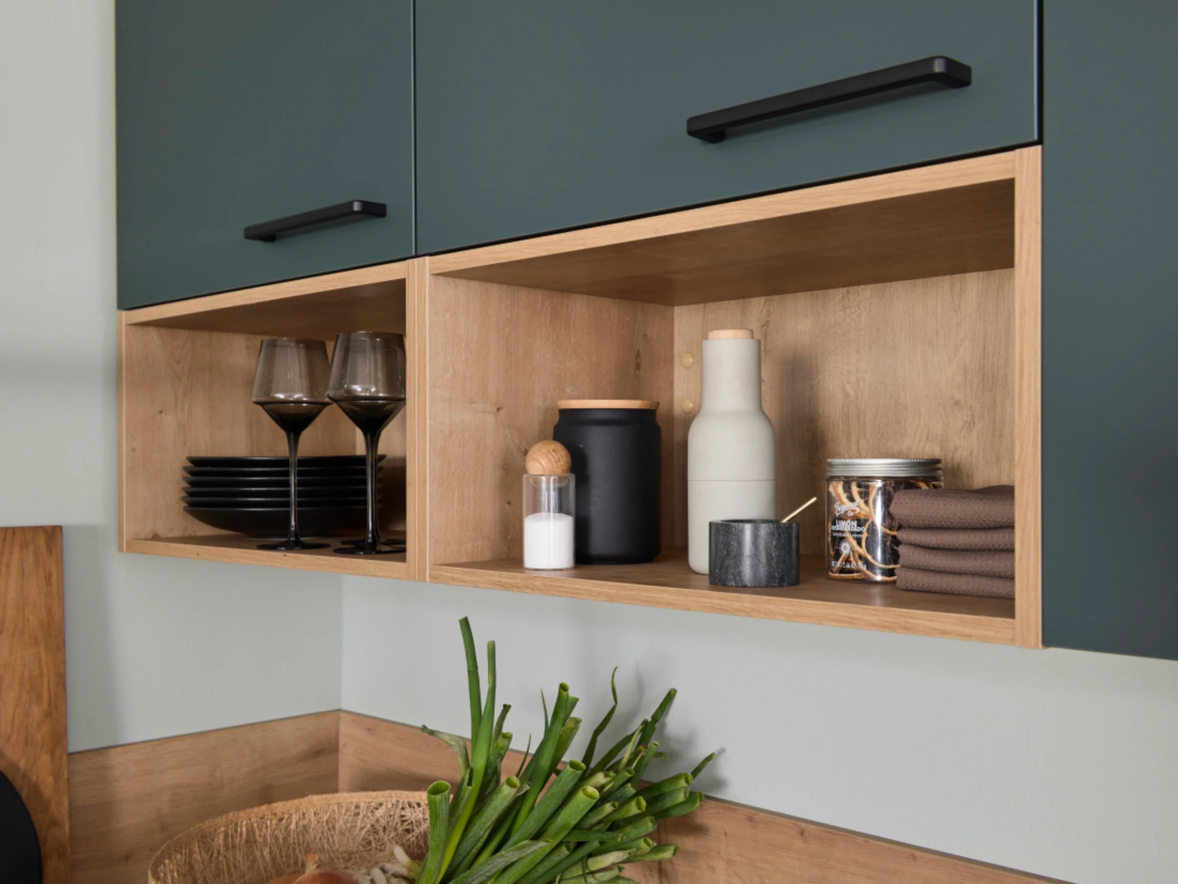 product image NK31274_Plus___Black_Green_softmatt.jpg